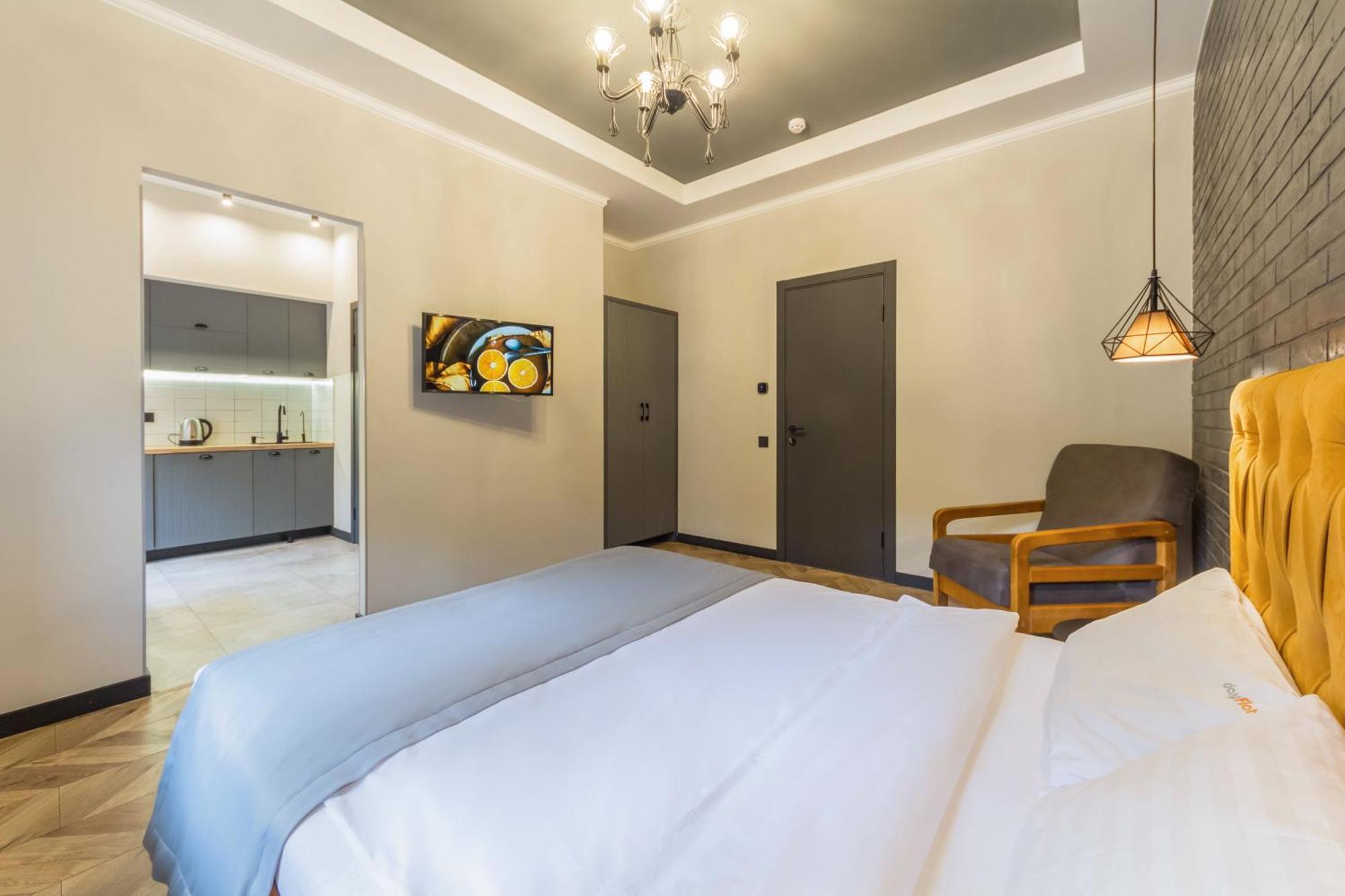 Dayflat Apartments Maidan Area Киев Экстерьер фото