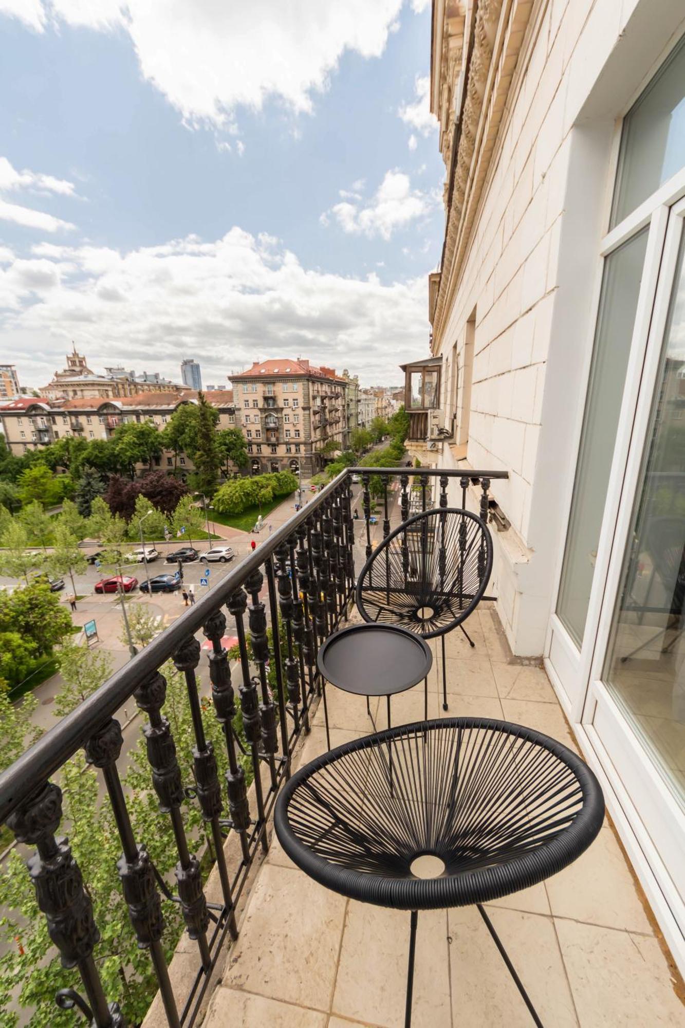 Dayflat Apartments Maidan Area Киев Экстерьер фото